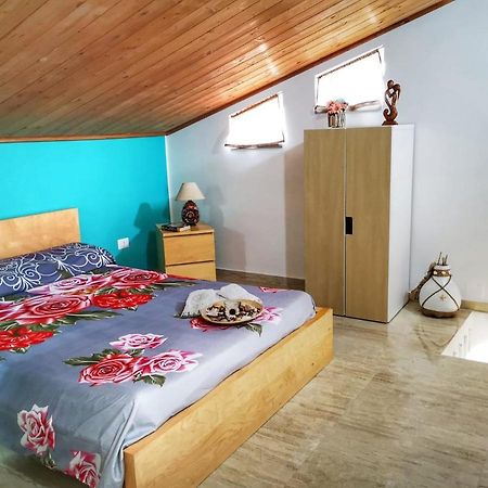Bed and Breakfast Papa House Santa Domenica Talao Esterno foto